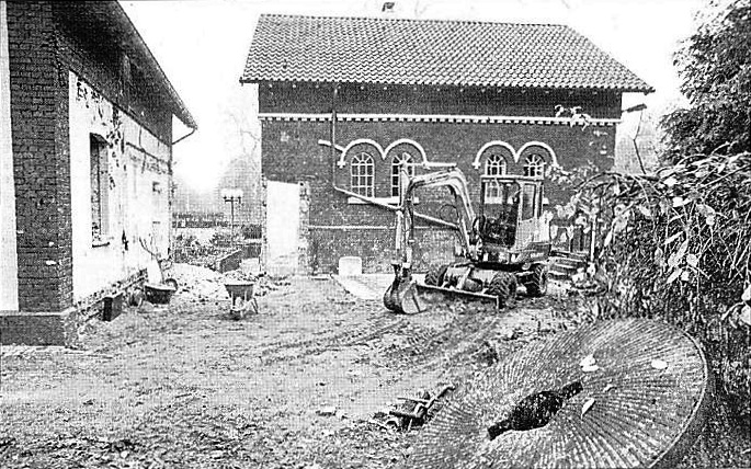 Die Baustelle mit Bagger